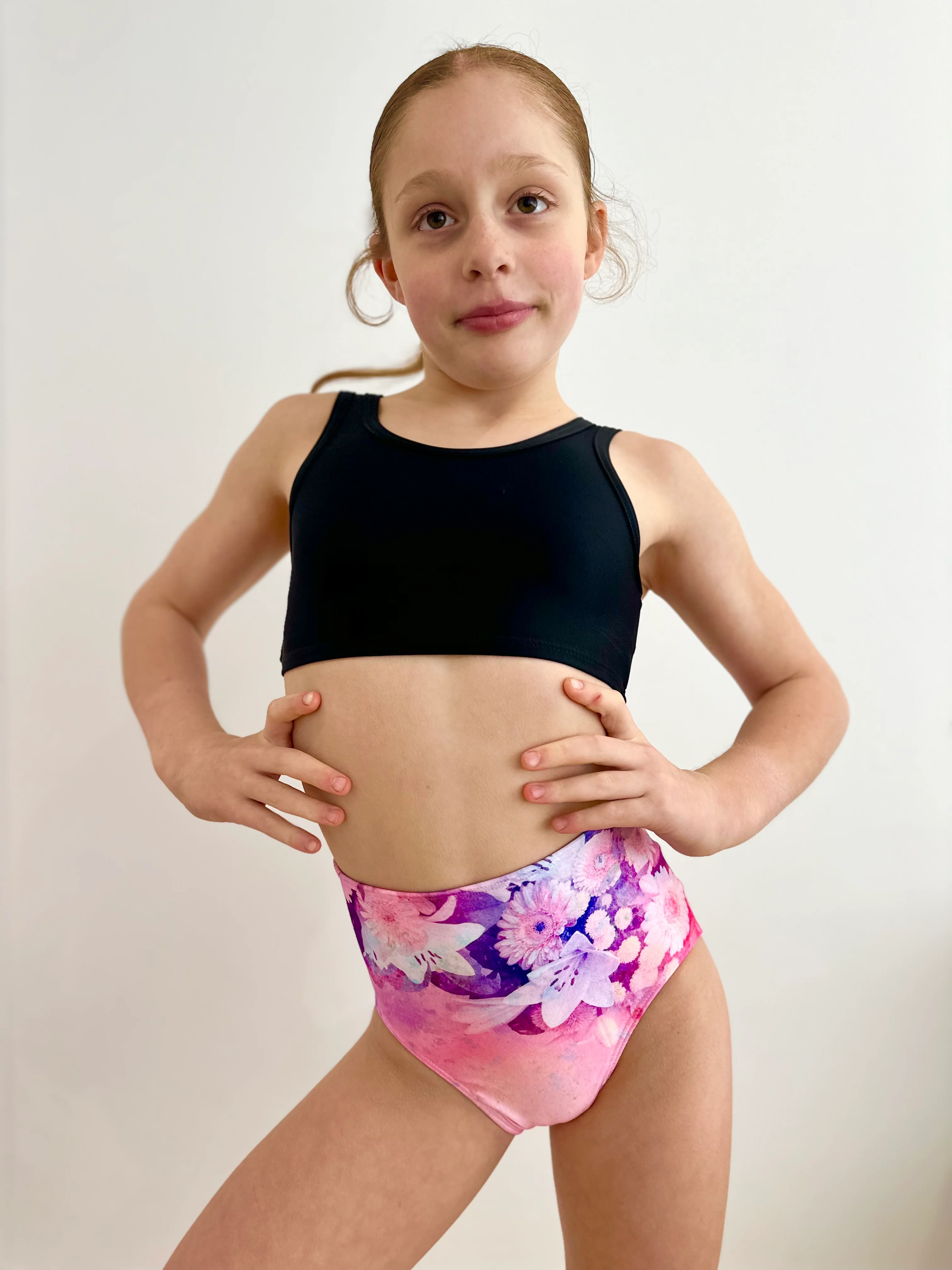 Onyx Scoop Crop